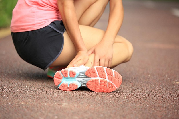 Nếu nghi ngờ mình bị đứt cơ, hãy nghỉ ngơi đúng cách