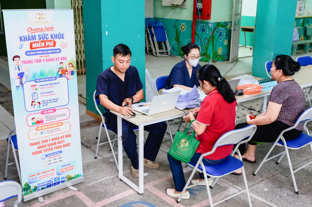 Recap ngày 1 - Chương trình khám sức khỏe miễn phí tại phường Hòa Hưng (TP.HCM)